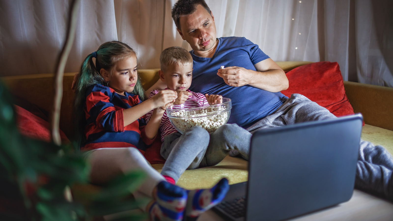 Özel Gereksinimli Çocuklar ve Aileleri İçin Kitap & Film Önerileri